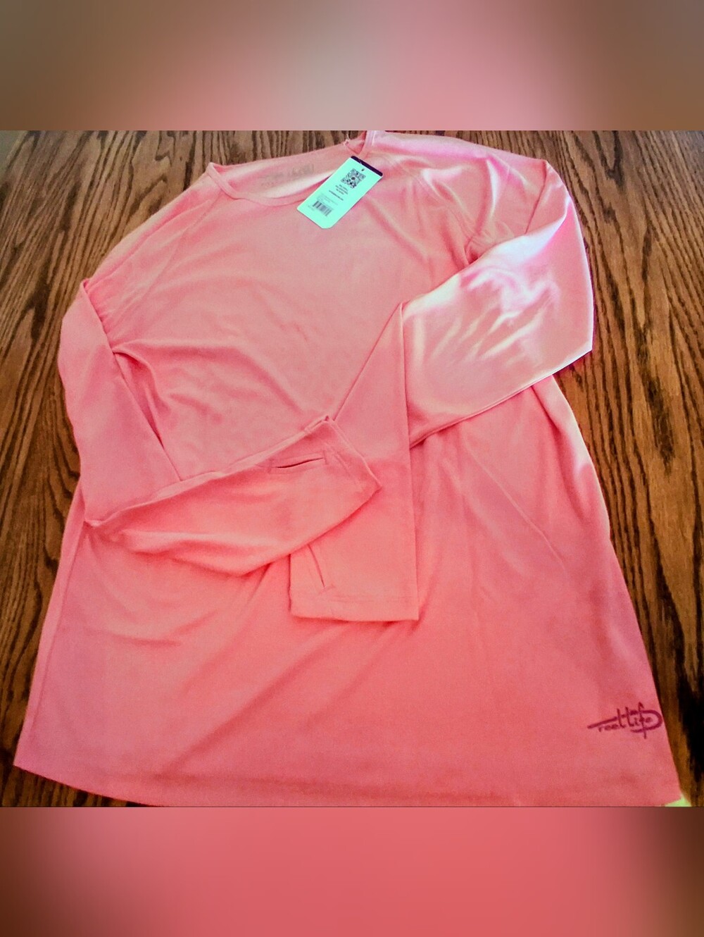 NWT Ladies Reel Life Top. Pink/ Coral Sz M, Lg, MSRP $29.99